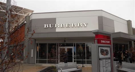 burberry locations toronto|Burberry outlet Toronto premium.